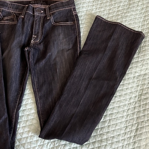 🌞Juniors Jeans Size 27
Rock & Republic 
Will ship out next day!
Make an offer! - Picture 3 of 4